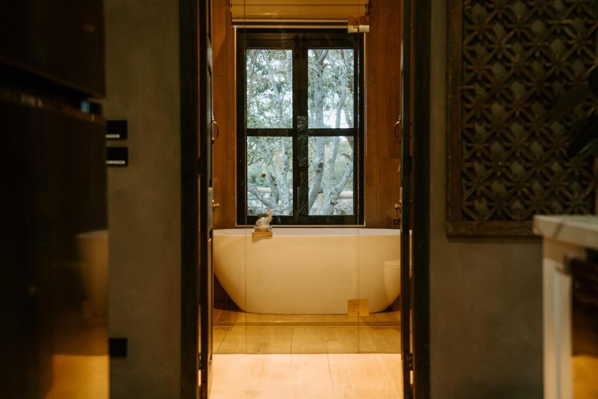 The Temple - Country Farm Retreat Villa Launching Place Buitenkant foto