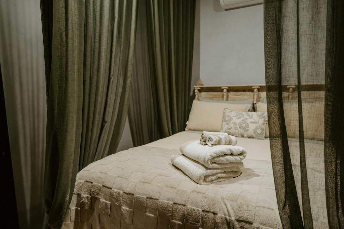 The Temple - Country Farm Retreat Villa Launching Place Buitenkant foto