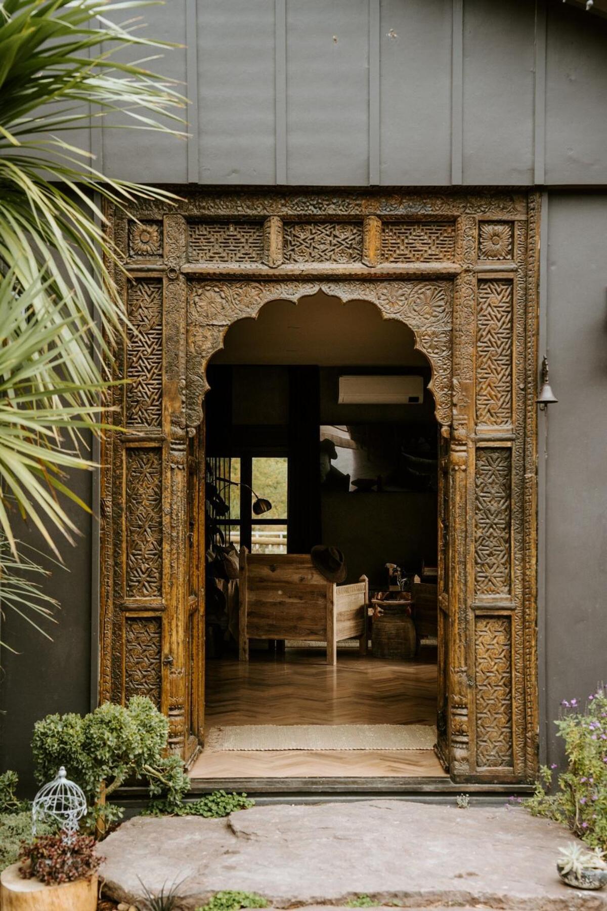 The Temple - Country Farm Retreat Villa Launching Place Buitenkant foto
